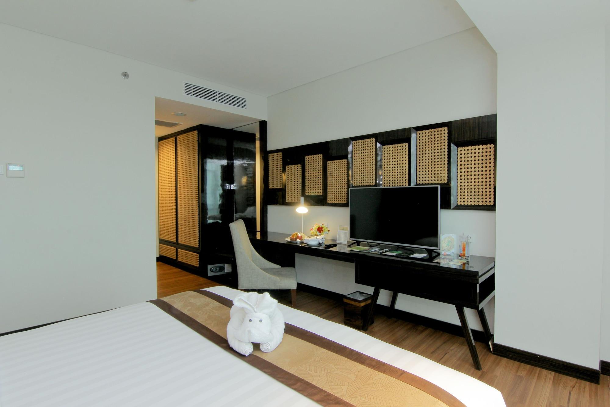 The Atrium Hotel&Resort Yogyakarta Melati Kültér fotó