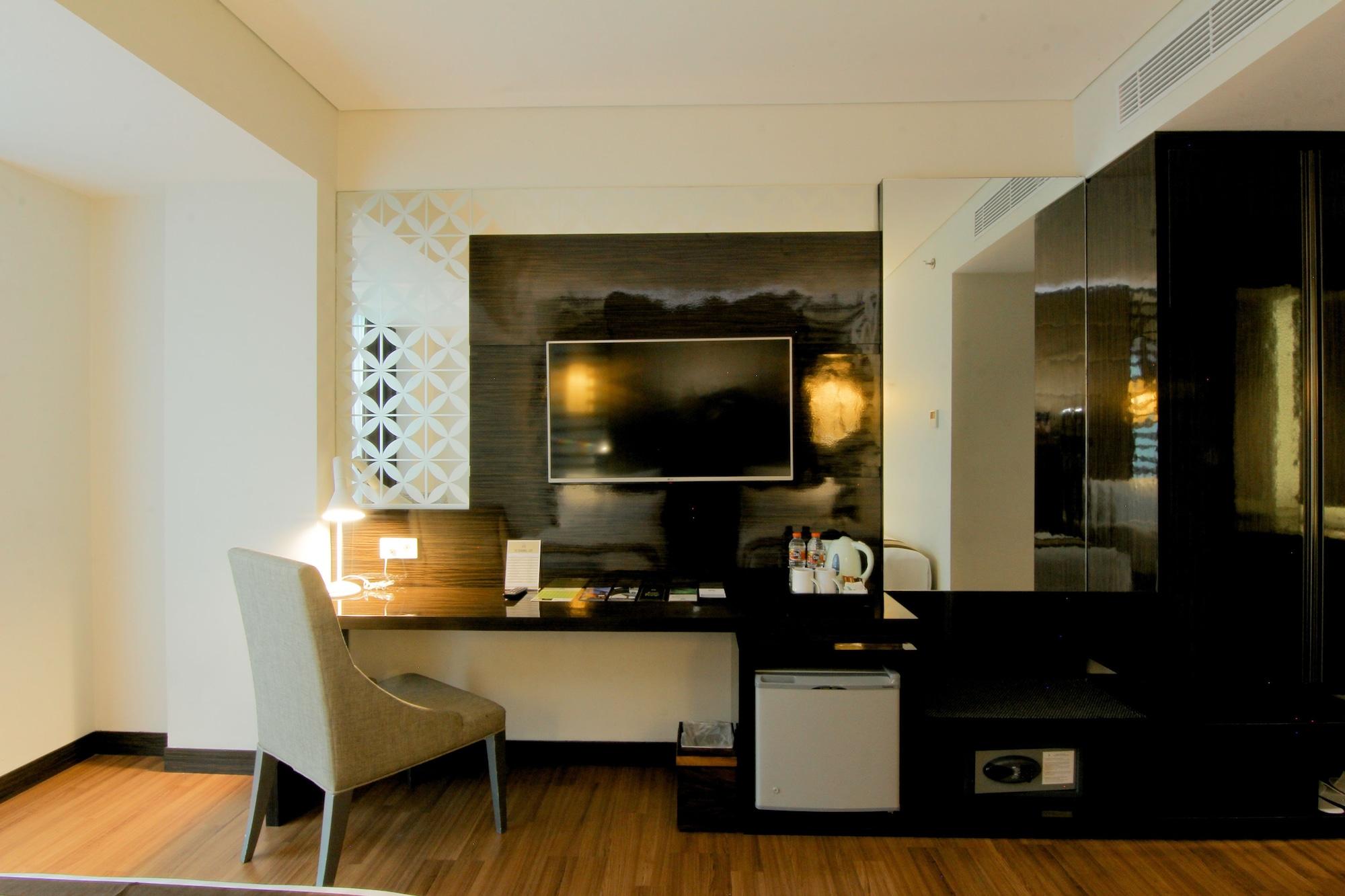 The Atrium Hotel&Resort Yogyakarta Melati Kültér fotó