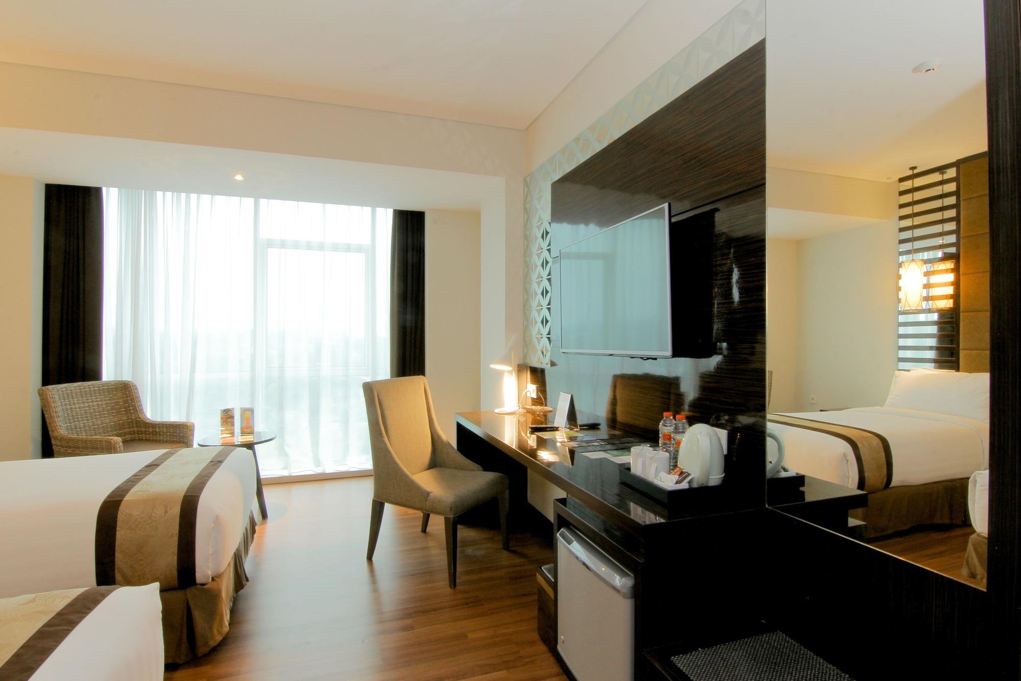 The Atrium Hotel&Resort Yogyakarta Melati Kültér fotó