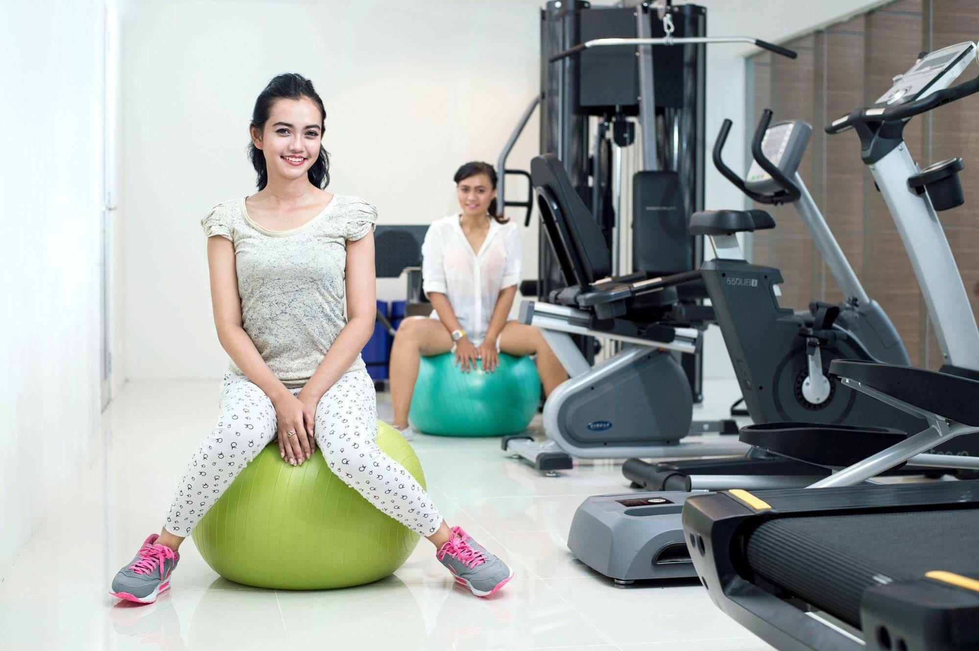 The Atrium Hotel&Resort Yogyakarta Melati Kültér fotó